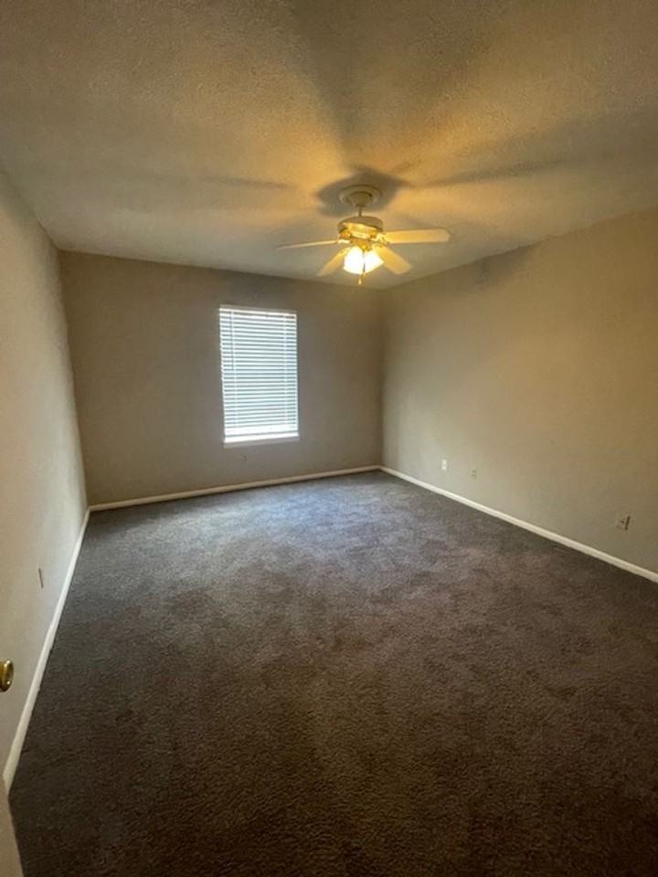 3826 Country Club Rd Apt A - Photo 6 of 7