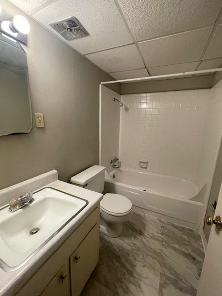 3826 Country Club Rd Apt A - Photo 7 of 7