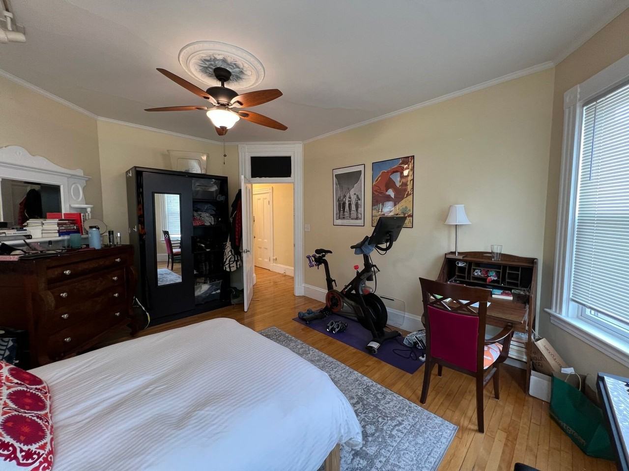 180 Elm St - Photo 7 of 25