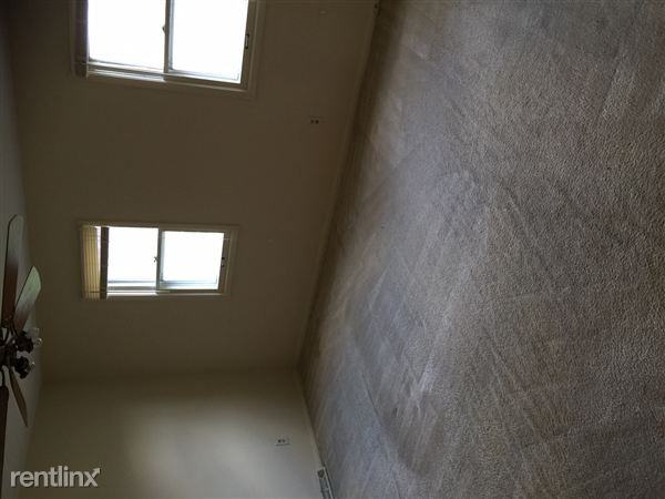 5850 Bear Creek Dr - Photo 2 of 10