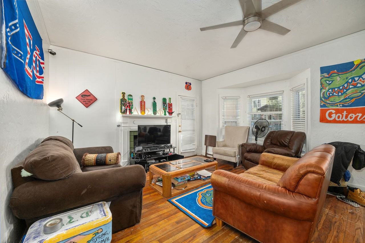 1254 Sw 9th Rd - Photo 4 of 50