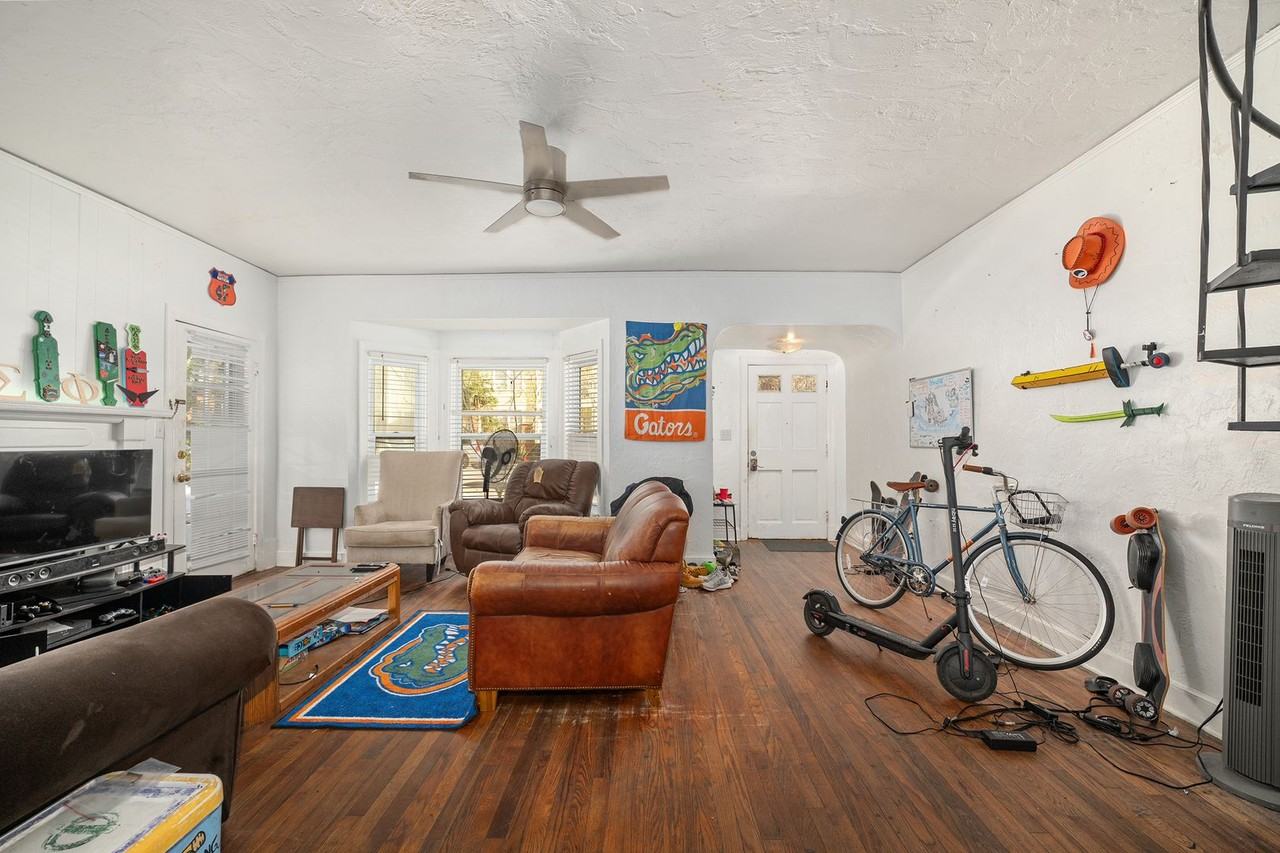 1254 Sw 9th Rd - Photo 5 of 50