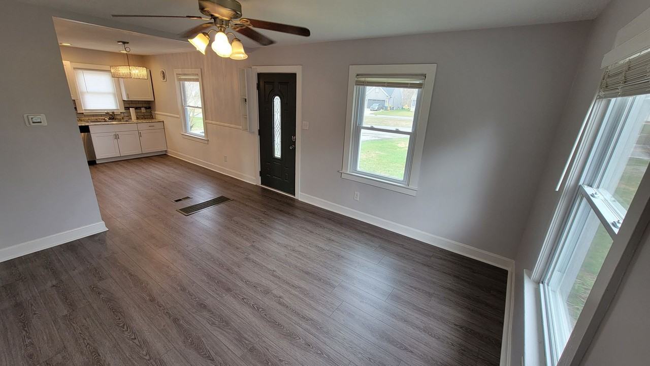 8604 Beulah Church Rd - Photo 3 of 22