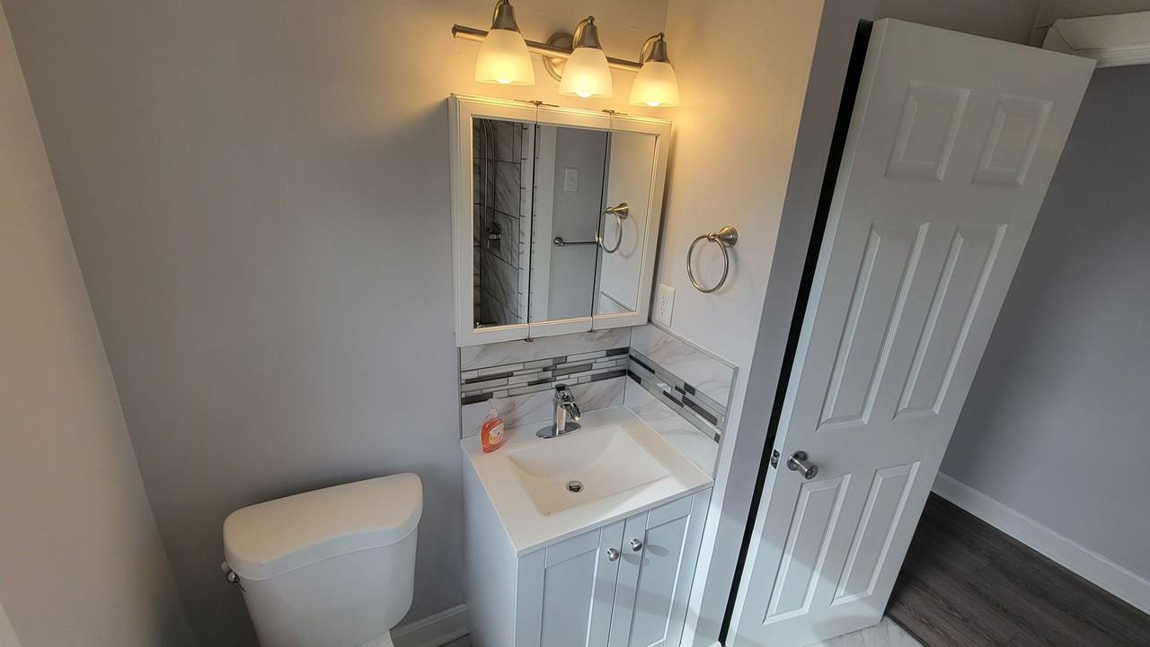 8604 Beulah Church Rd - Photo 7 of 23