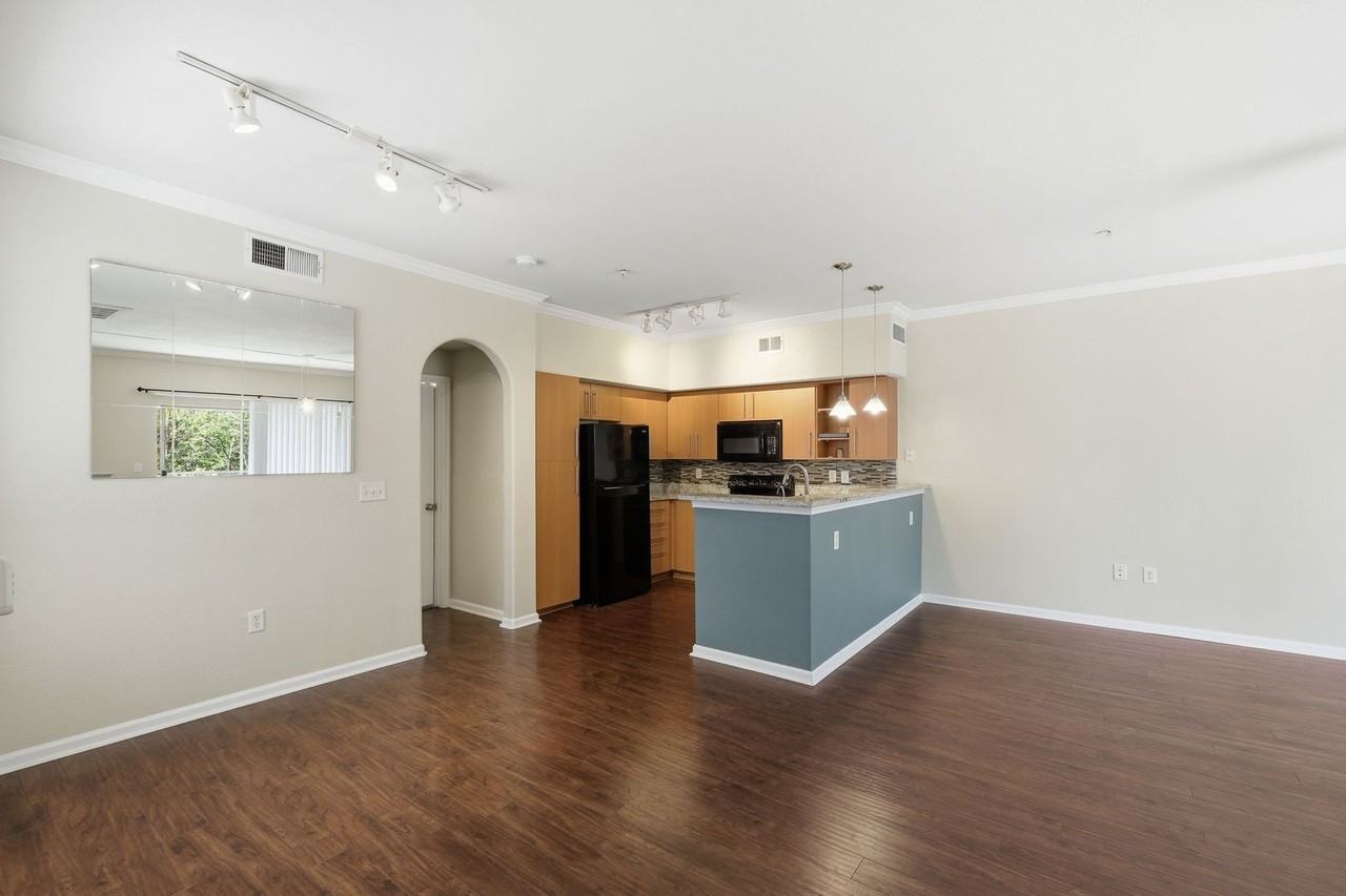 11203 Ranch Road 2222 #2305 - Photo 6 of 19