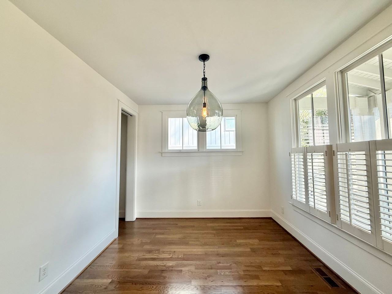 1716 Bickett Blvd - Photo 5 of 41