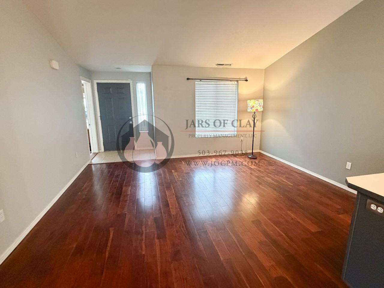 4031 Dunlap Ave Ne - Photo 2 of 12