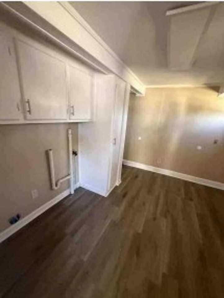 341 E Northside Dr - Photo 5 of 18