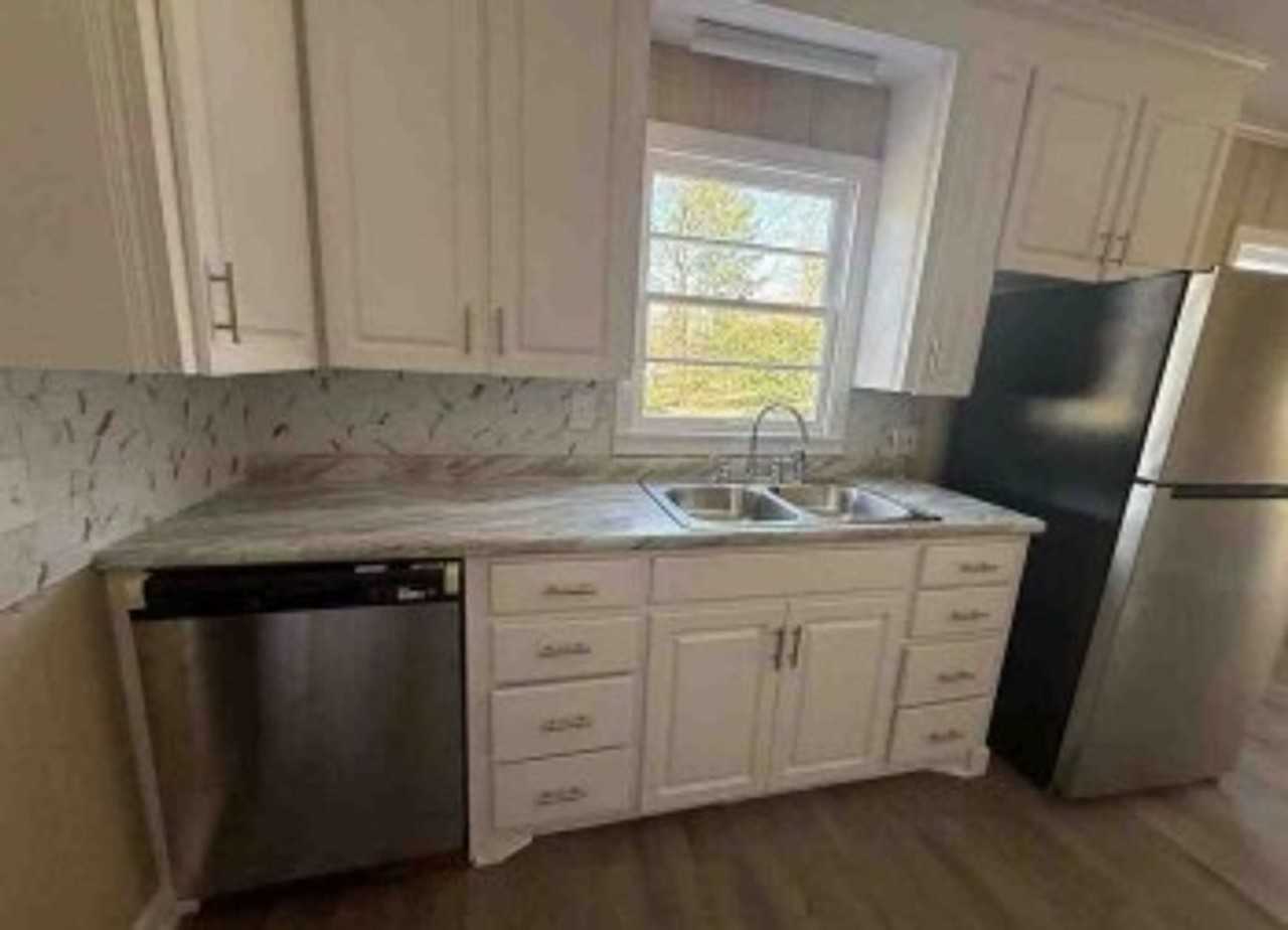 341 E Northside Dr - Photo 6 of 18