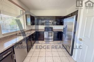 featured image of 17552 W Canyon Ln