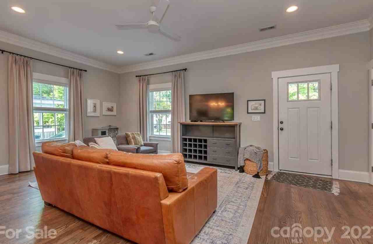 1832 Pegram St - Photo 6 of 26