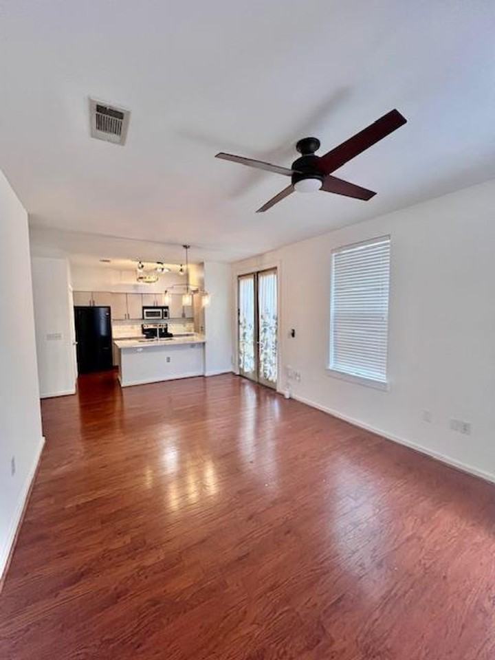 1201 Grove Blvd #1901 - Photo 4 of 18