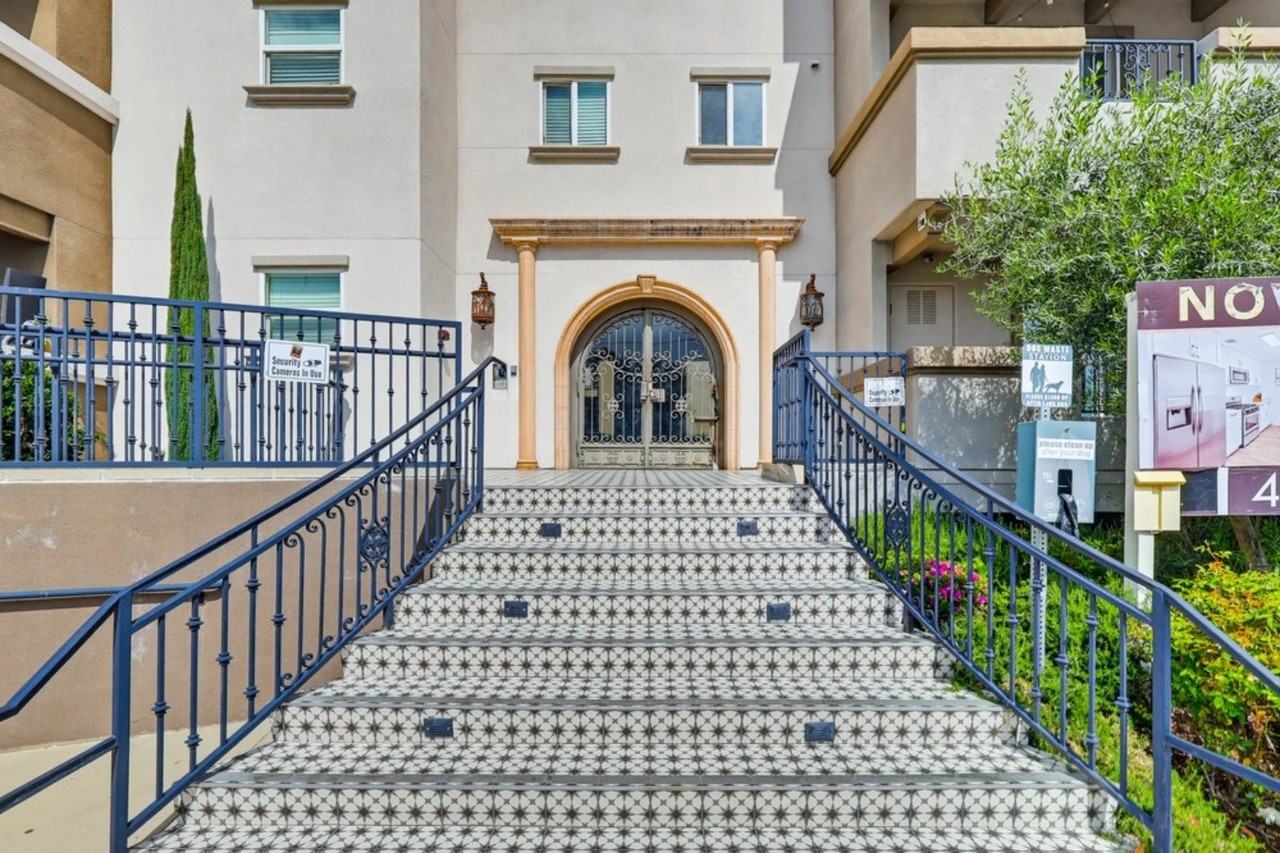 Malden Luxury Apartments - Photo 2 of 50