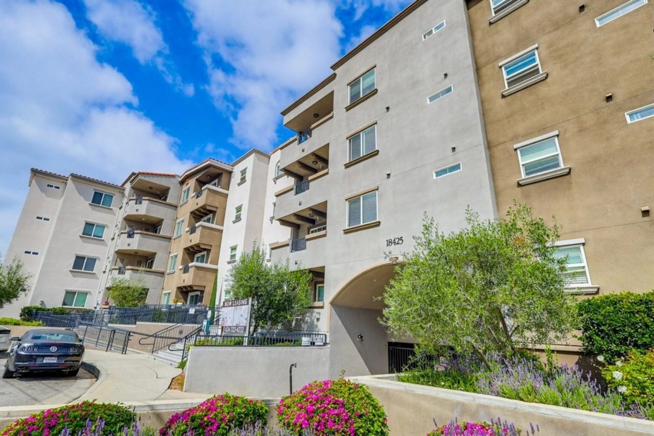 Malden Luxury Apartments - Photo 4 of 50