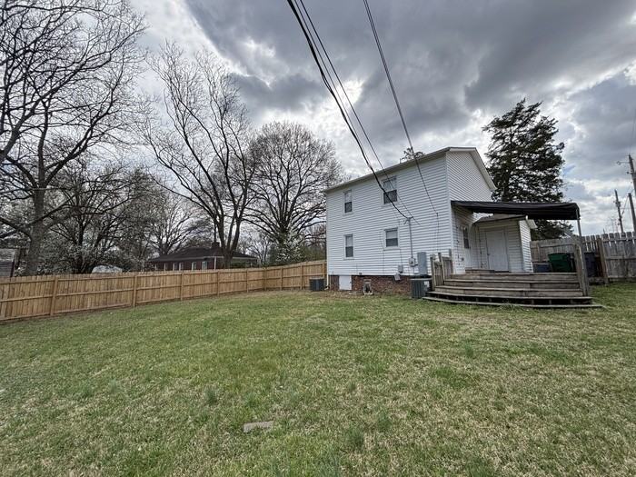 423 Hartford Ave - Photo 2 of 20