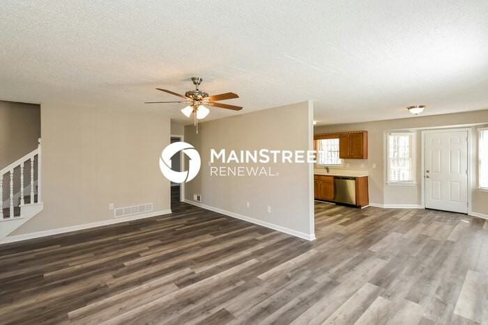 263 Jamie Dr - Photo 5 of 17