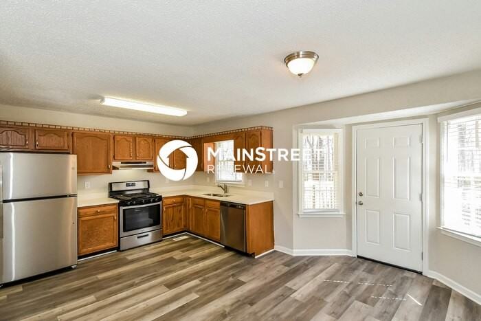 263 Jamie Dr - Photo 6 of 17