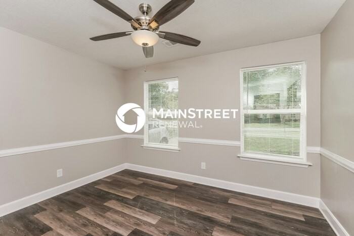 3705 Bartlett Ct - Photo 6 of 16