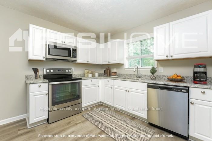 2267 Cherokee Valley Dr - Photo 2 of 16