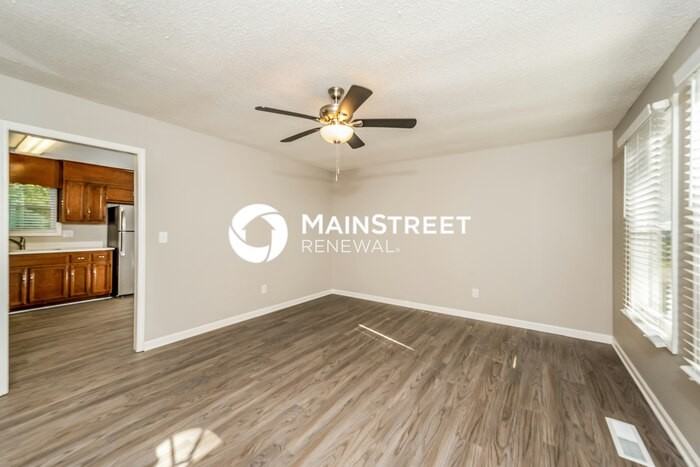 6482 Chrissy Dr - Photo 3 of 16