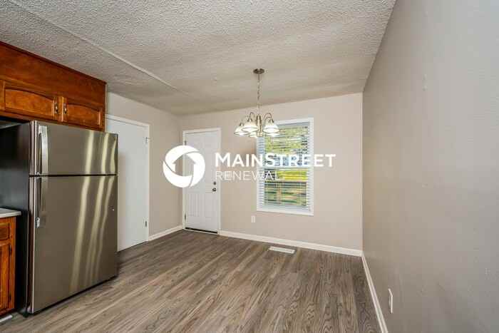 6482 Chrissy Dr - Photo 5 of 16