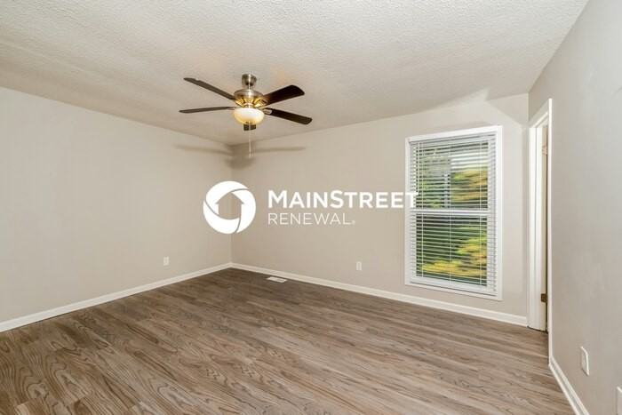 6482 Chrissy Dr - Photo 7 of 16