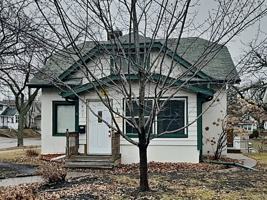 featured image of 3601 Thomas Ave N