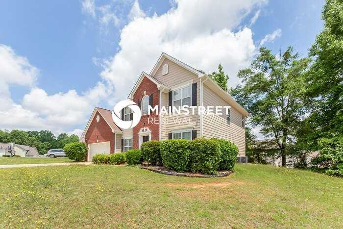 410 Concord Cir - Photo 2 of 20