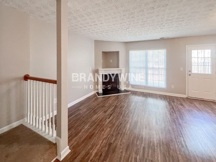 3110 Bonnes Dr - Photo 5 of 38