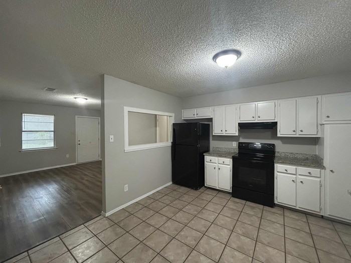 3465 Cherry Cv W - Photo 6 of 34