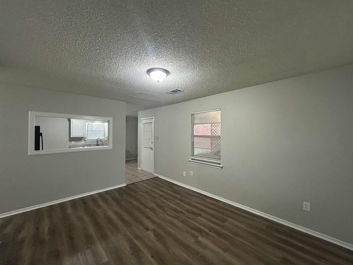 3465 Cherry Cv W - Photo 7 of 34