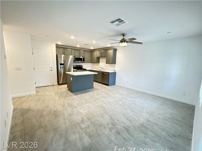 849 Jigglypuff Pl - Photo 2 of 40