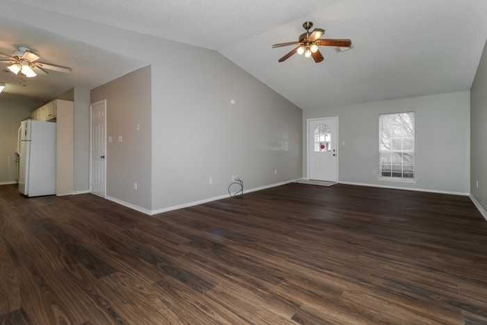 13201 Hummingbird Ln - Photo 5 of 12