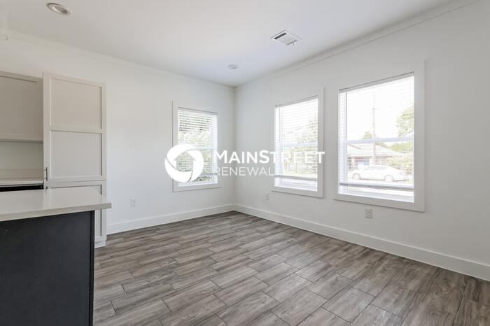 4358 Larkspur St #B - Photo 7 of 31