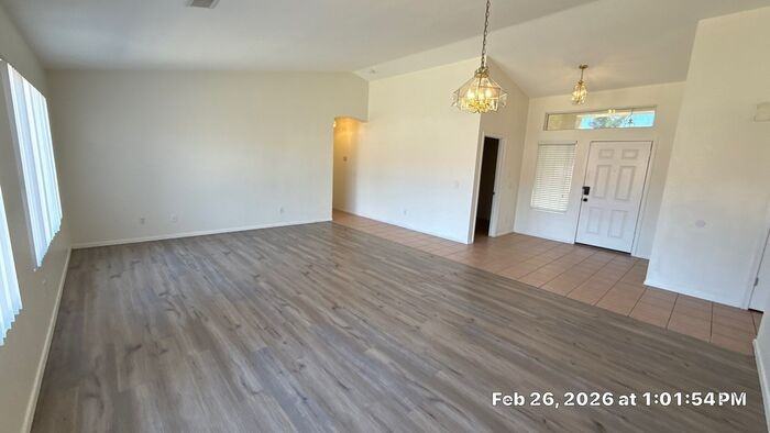 1910 E Vineyard Rd - Photo 5 of 15