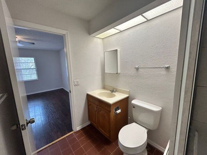 11063 Ronda St - Photo 7 of 17