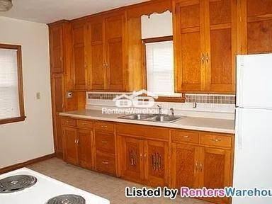 1884 Clear Ave - Photo 6 of 13