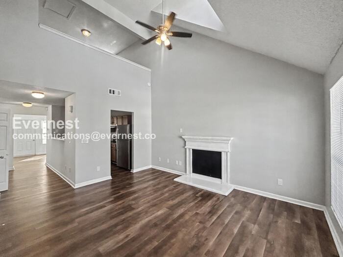 4140 Ravenwood Ct - Photo 6 of 40