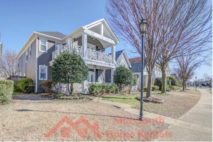 1228 Island Pl E - Photo 2 of 19