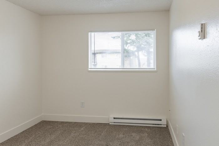 23901 Ne Halsey St #7 - Photo 5 of 7