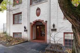 761 Sw Vista Ave #209 - Photo 1 of 1