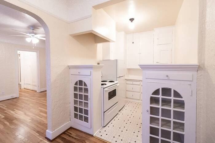 805 Sw Vista Ave #101 - Photo 6 of 16