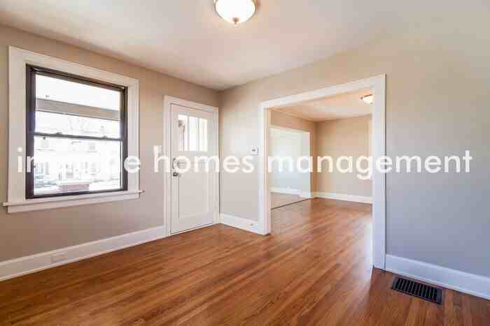 7125 Virginia Ave - Photo 4 of 19