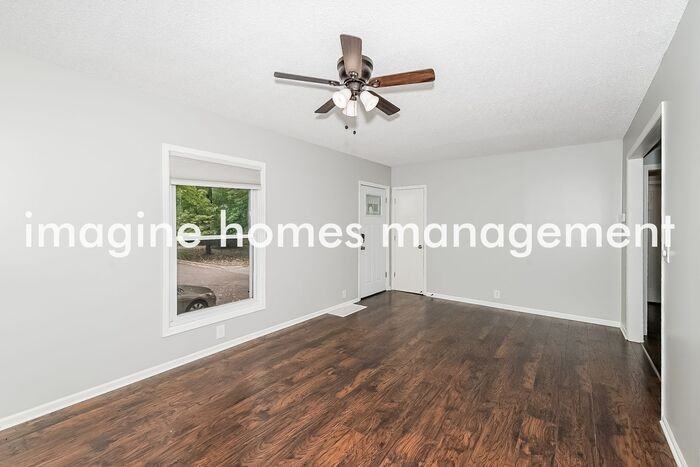 420 E 1st St - Photo 3 of 17