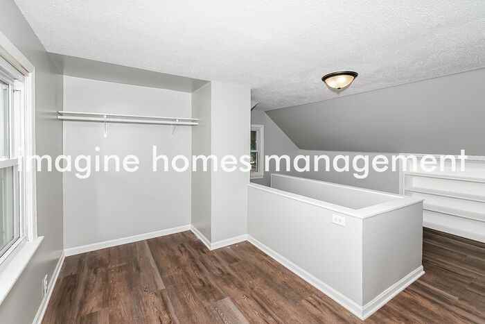 420 E 1st St - Photo 7 of 17