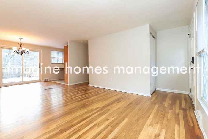 132 Alpine Village Dr - Photo 5 of 18