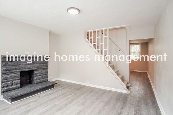 5241 Keystone St - Photo 5 of 15