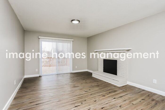 1750 Redcoat Dr - Photo 7 of 17