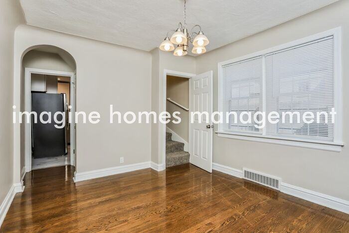 1115 Grandview Dr - Photo 7 of 21