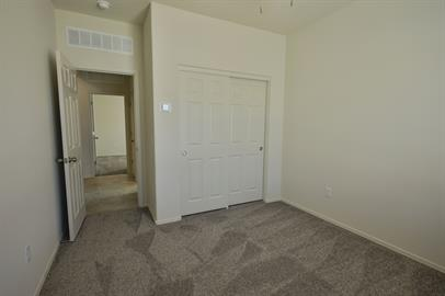 865 W Calle Falerno - Photo 5 of 39